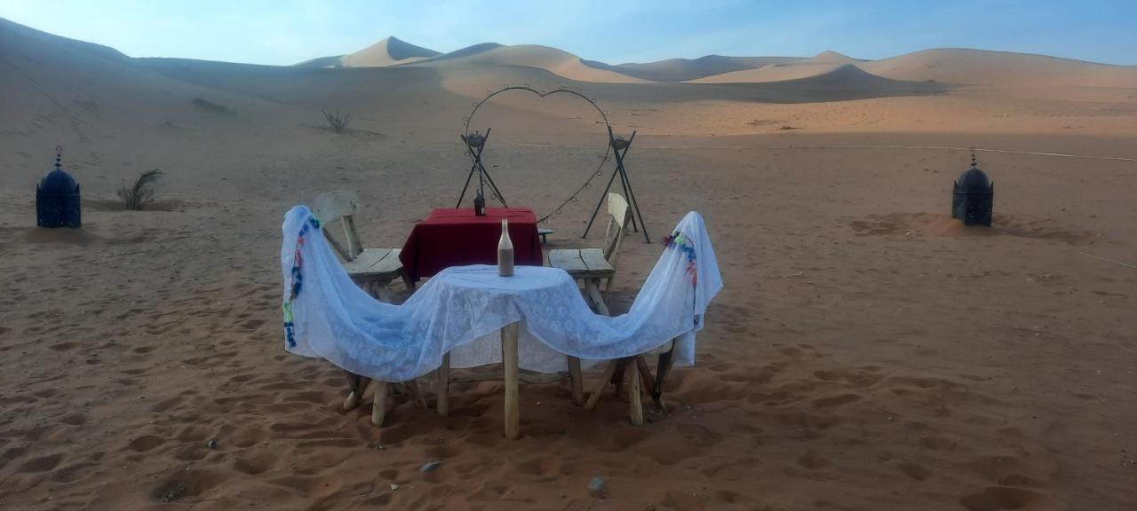 梅尔祖卡 Abdo Luxury Camp With Heating酒店 外观 照片